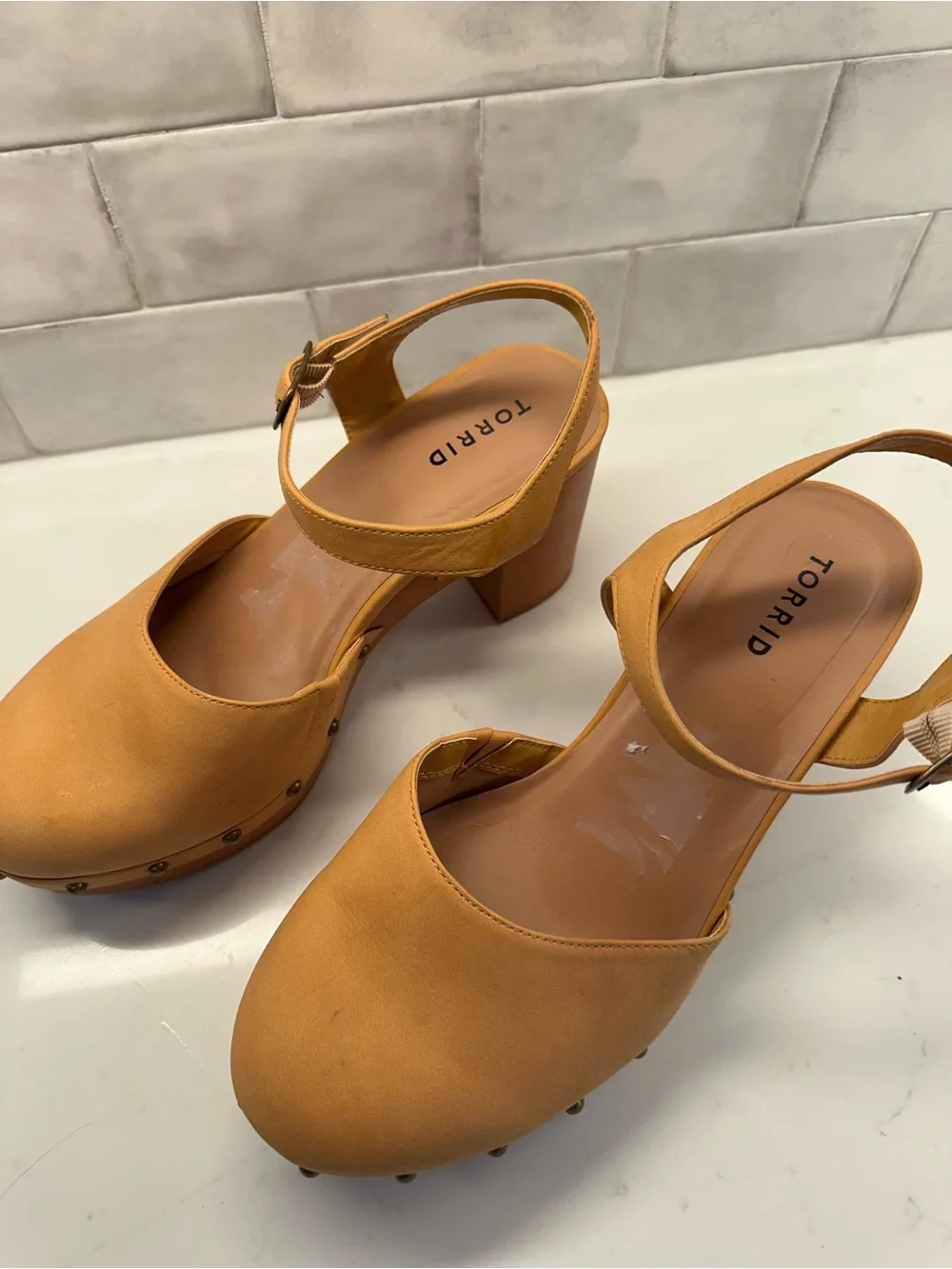 SOLD Torrid Studded Platform Clog Strappy Sandals Block Heel Tan Women’s Size 11 - Picture 2 of 7